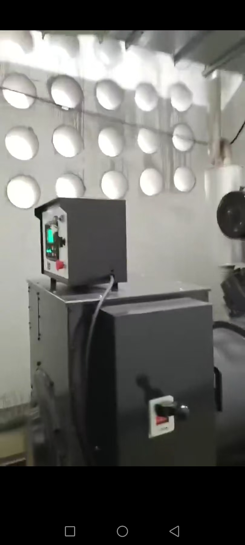 ���ݱ����Ͽͻ��ٴι���500KW���ͷ�������ڴ��µ�һ������˳��