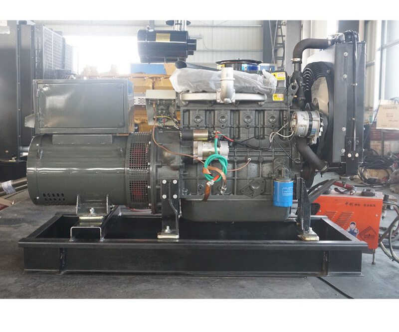 ԣ��  30KW���ͷ������  ��ˢ���